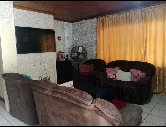 3 BEDROOM HOUSE FOR SALE IN RAISETHORPE